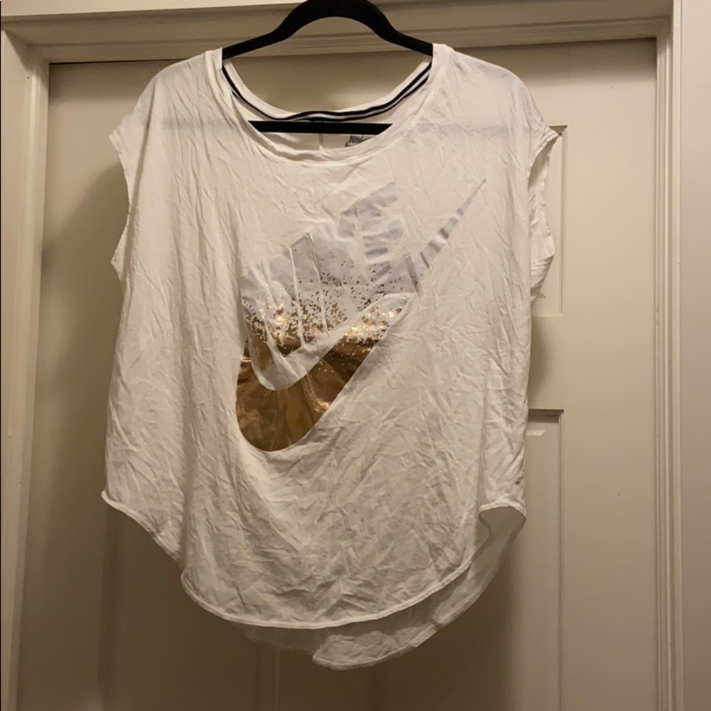 Nike short sleeve